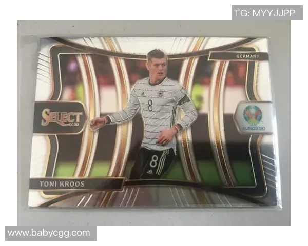 帕尼尼球星卡足球球衣碎片收藏价值解析与市场趋势分析